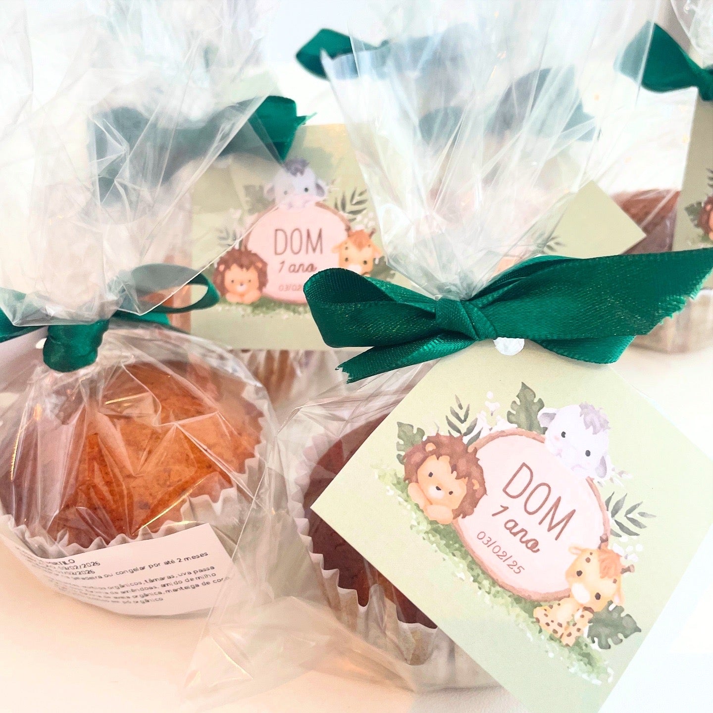 Muffin com tag personalizada