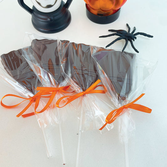 Halloween - Pirulito de chocolate Vassourinha